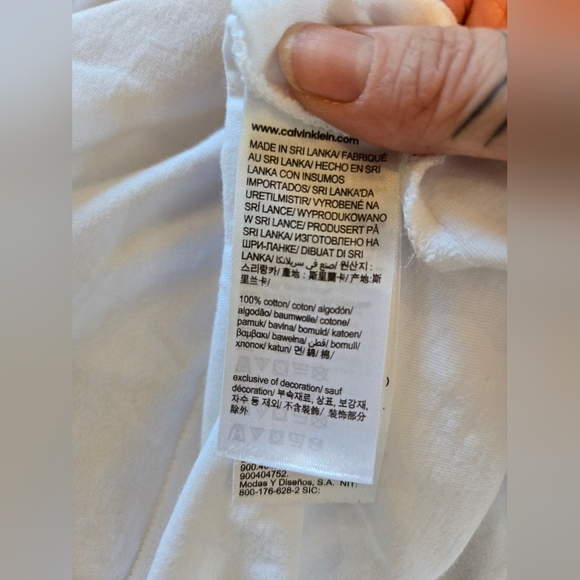 Calvin Klein | Men's Vertical Logo Classic Crewneck T-Shirt, Size XS - Picture 6 of 7